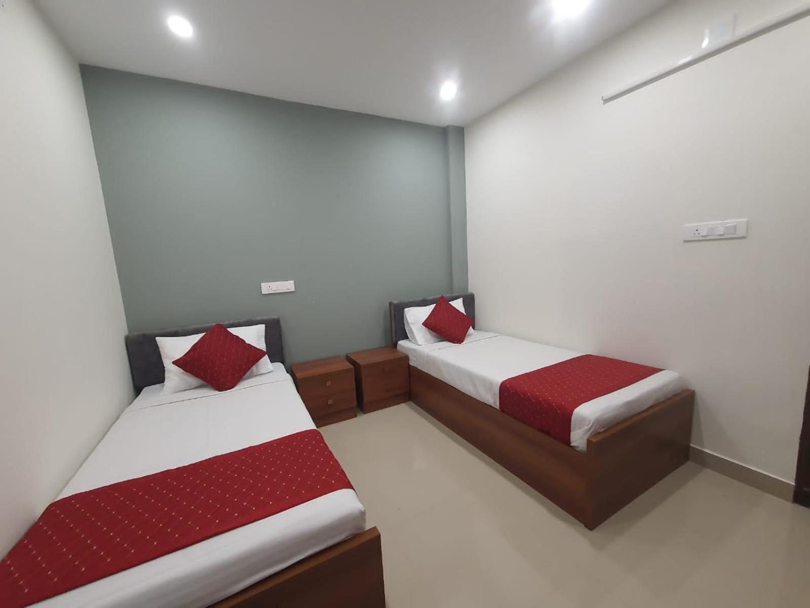 Lavender Arcade Appartement Kochi Buitenkant foto