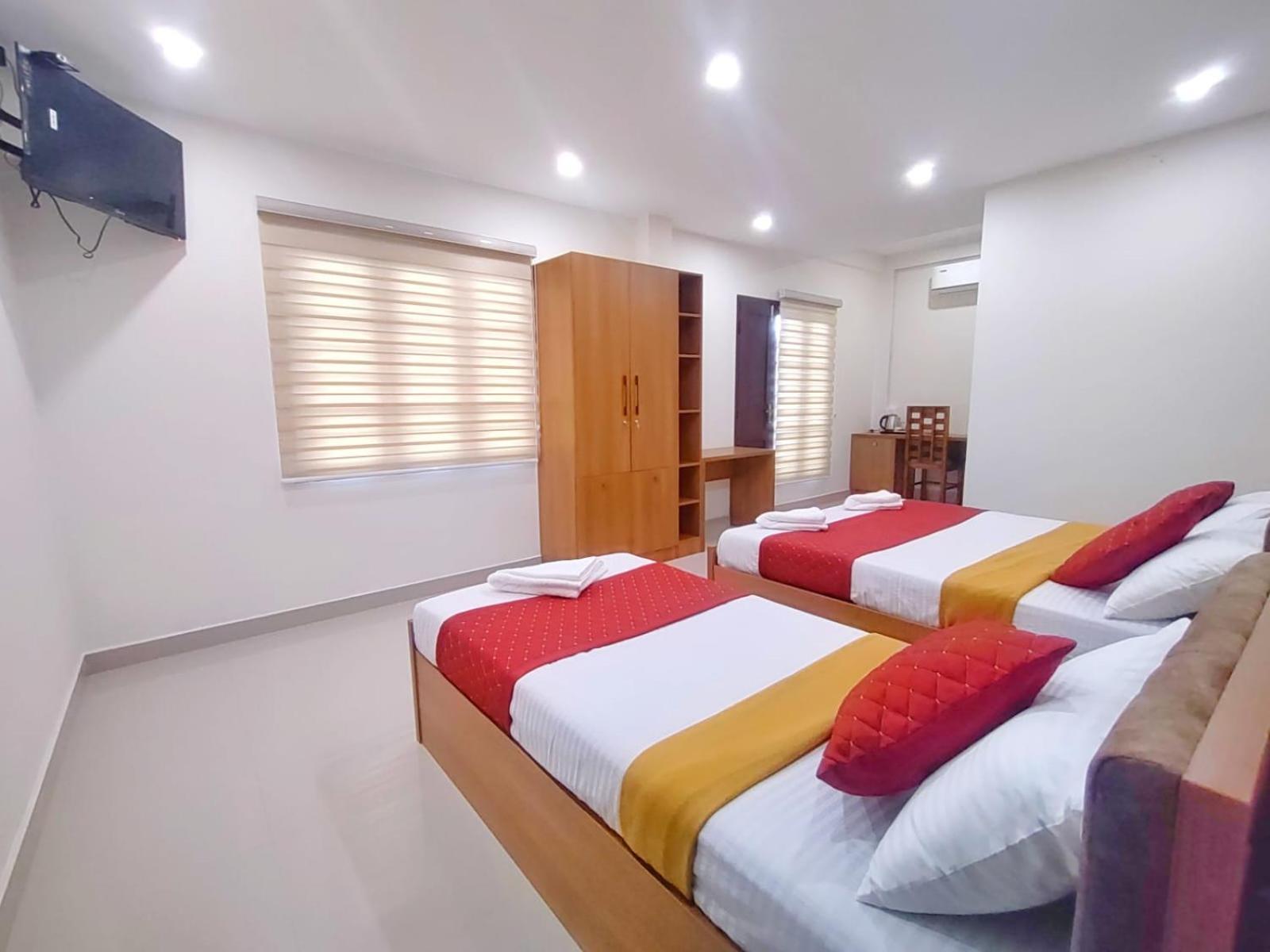 Lavender Arcade Appartement Kochi Buitenkant foto