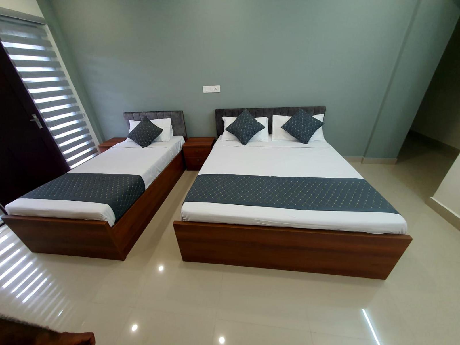 Lavender Arcade Appartement Kochi Buitenkant foto